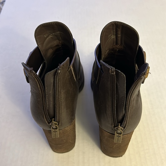 Dark brown booties - Picture 3 of 4